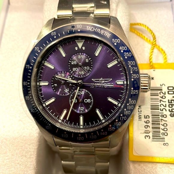 Invicta watch NWT invincible in detail $695 in the box with the warranty - Picture 1 of 10